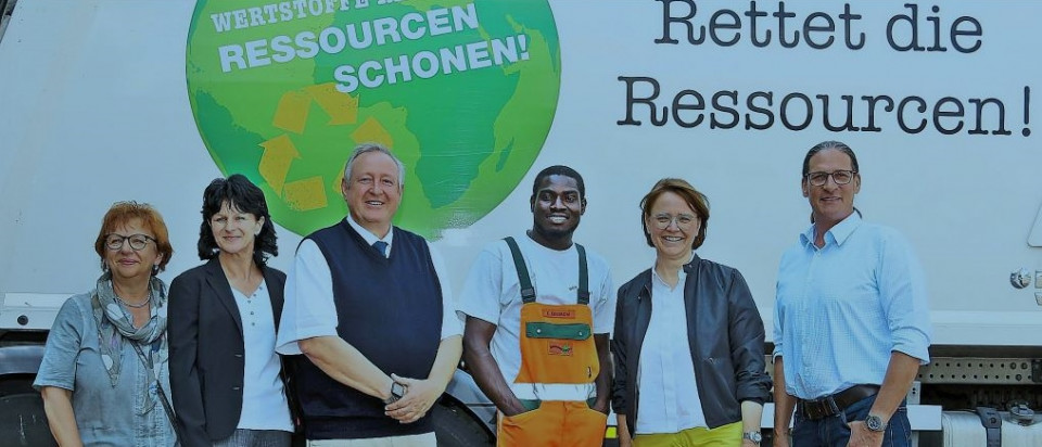 Anne Heller (von links), Evelyn Bimek, Franz-Josef Mller, Endurance Ebegboni, Annette Widmann-Mauz und Uwe Bogenschtz